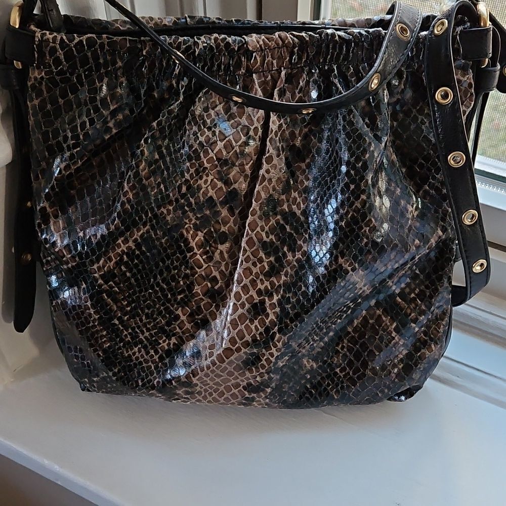 Sondra Roberts Snake Print Shoulder Bag - Picture 3 of 10